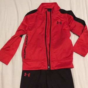 Boys under armour warm up set, size 5.